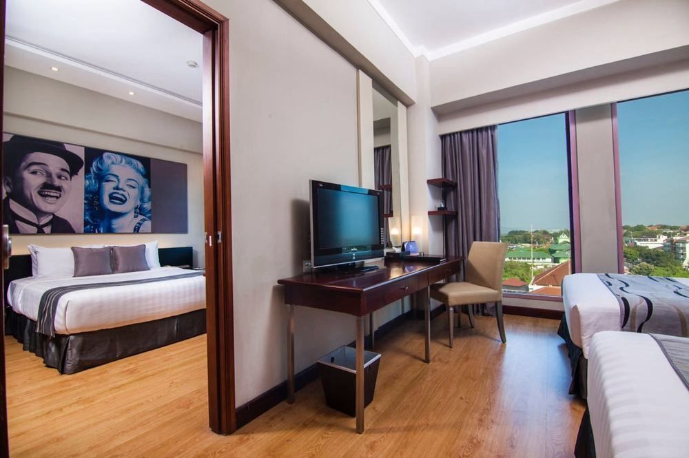 Grand Candi Hotel Semarang Extérieur photo